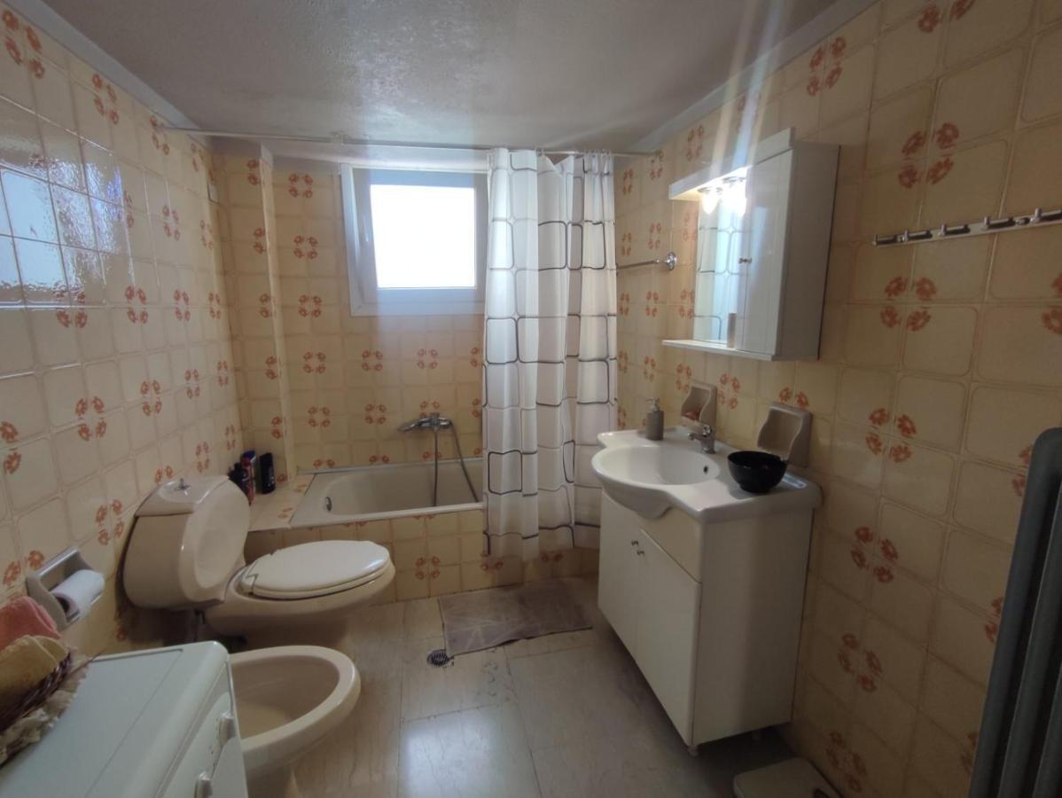 2 Br110 Sqm Free Parking Full Clima Apartment Patras Luaran gambar