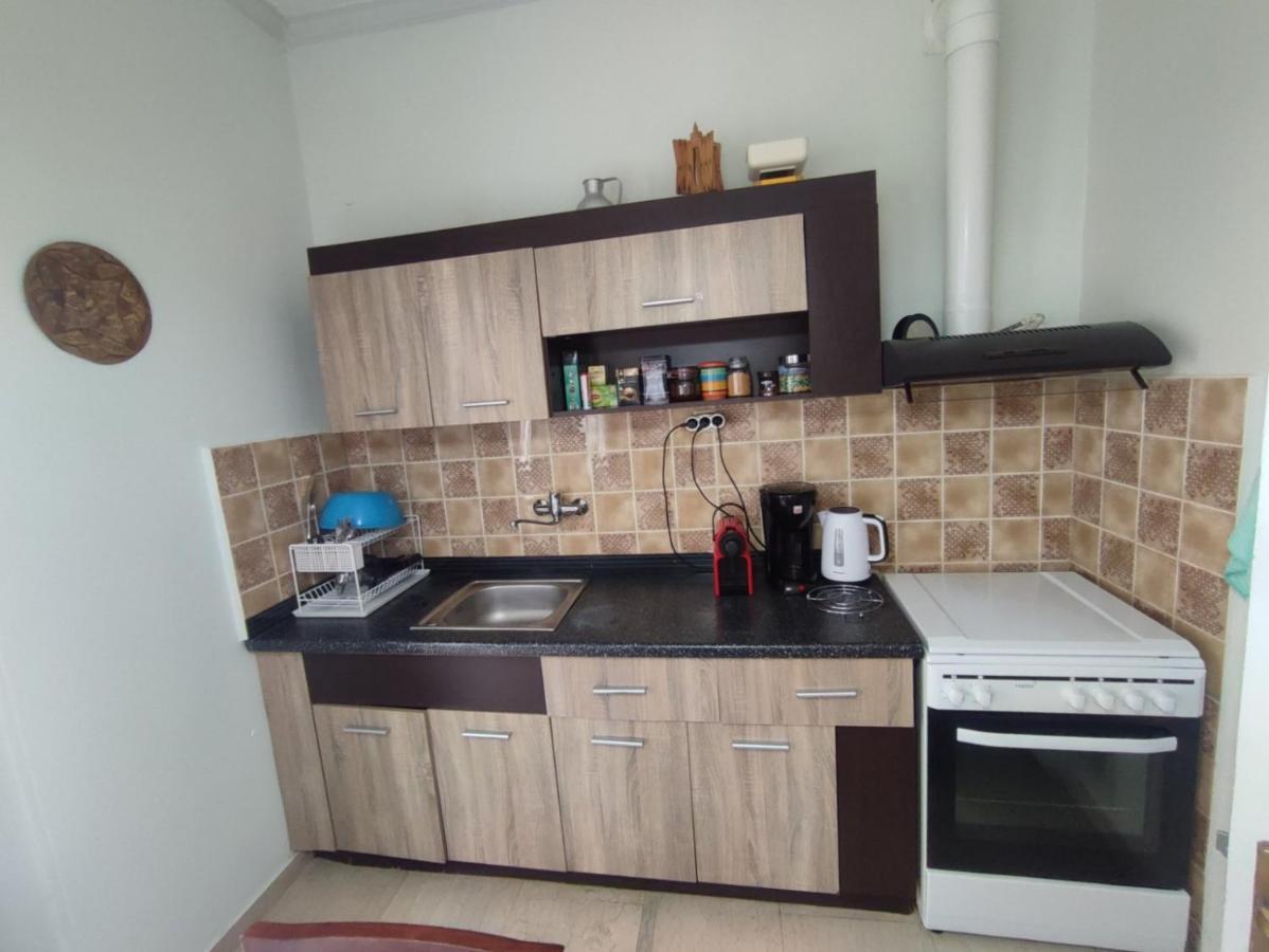 2 Br110 Sqm Free Parking Full Clima Apartment Patras Luaran gambar
