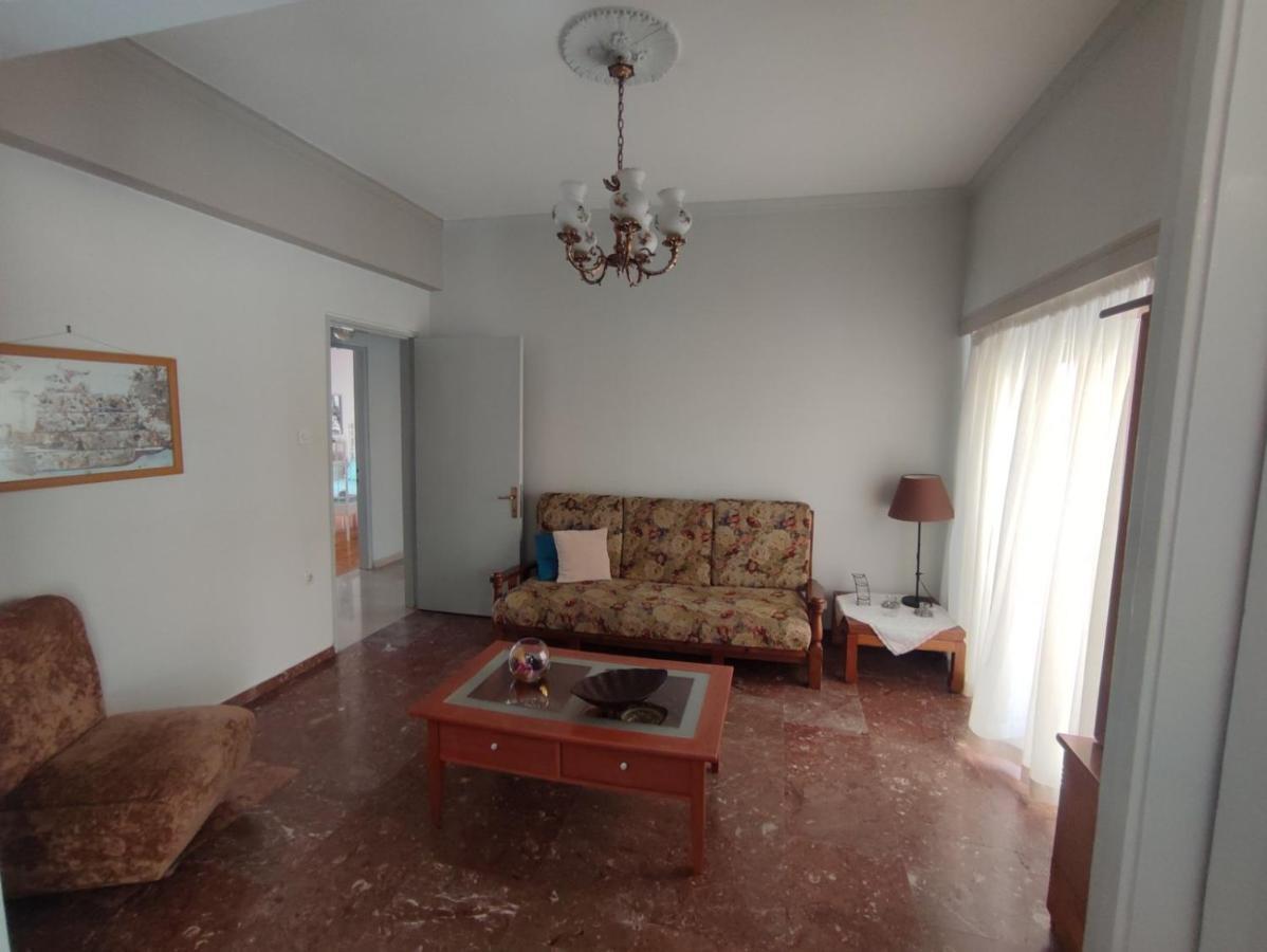 2 Br110 Sqm Free Parking Full Clima Apartment Patras Luaran gambar